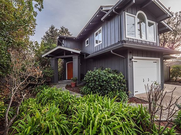 2nd image of 607 Seacliff Dr