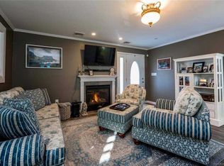 35 Sagamore Rd, Island Park, NY 11558