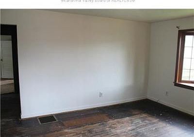 4th image of 4824 Kentucky St