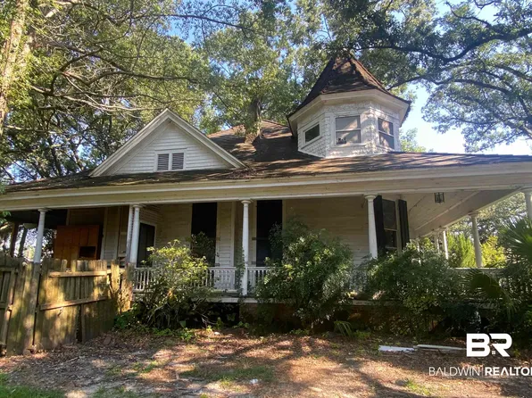12 S Julia St, Mobile, AL 36604