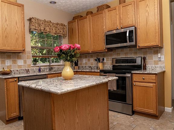 5th image of 1426 Lela Ln