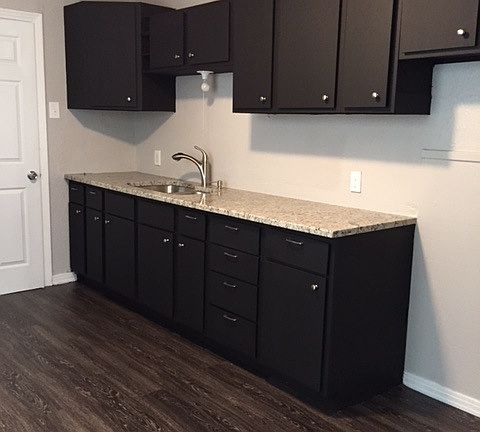 4th image of 4413 Rogers Ave