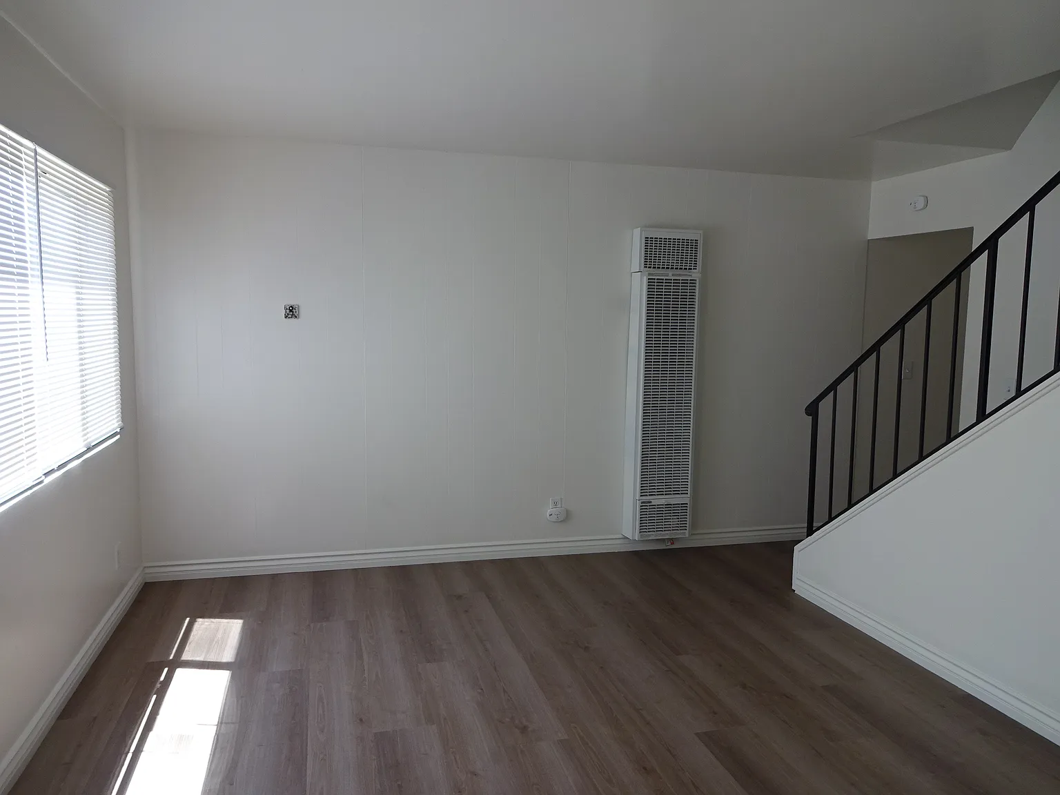 2 bed, 1.5 bath, $2,300 — Photo 2