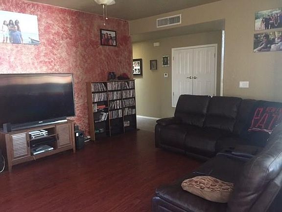 5th image of 2109 Sun Country Dr