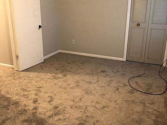 4th image of 5482 Colony Dr N