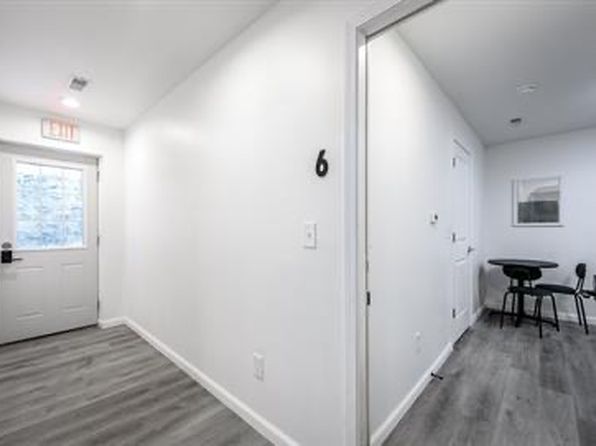62 S Main St Unit 6