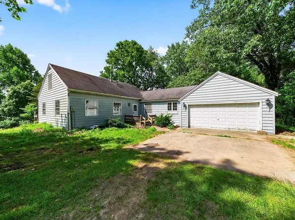 5515 S 800 E, Knox, IN 46534