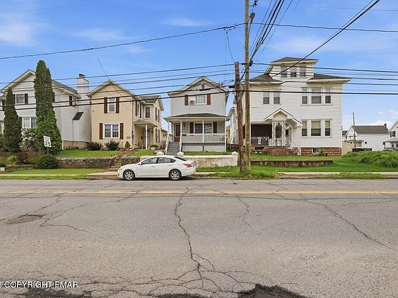 4th image of 1627 Luzerne St