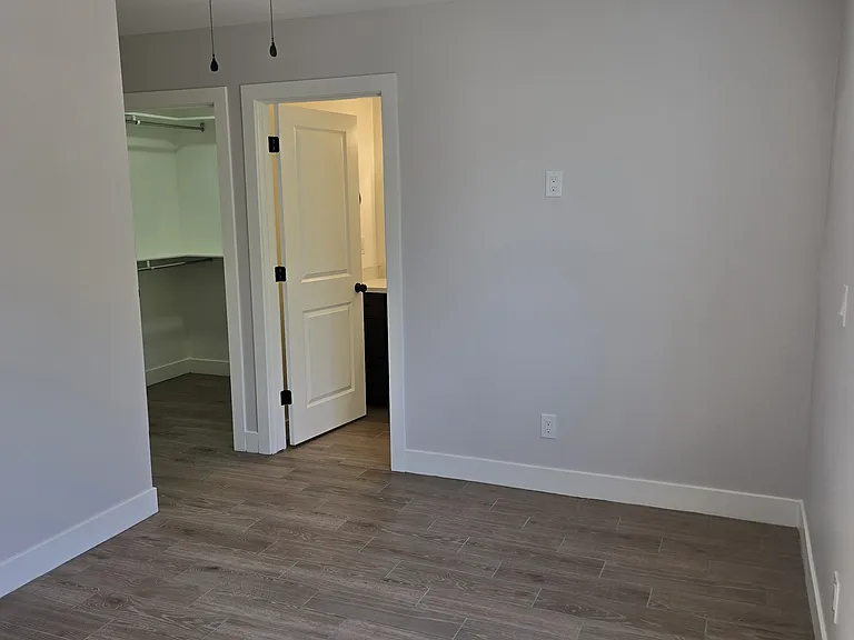 754 S 96th Pl #B — Photo 15