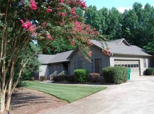 4611 Kuykendall Rd, Charlotte, NC 28270