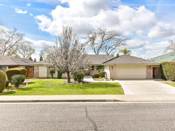 2901 Blackjack Oak Ln, Bakersfield, CA 93311