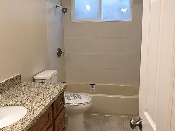 4th image of 883 Gallatin Dr APT 4