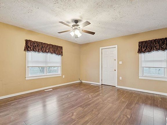 3rd image of 6823 W Gobin Dr