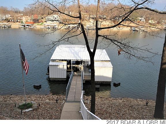 5th image of 932 Shawnee Bend One