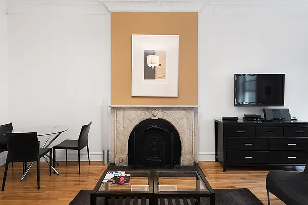 Rented by Compass | media 11