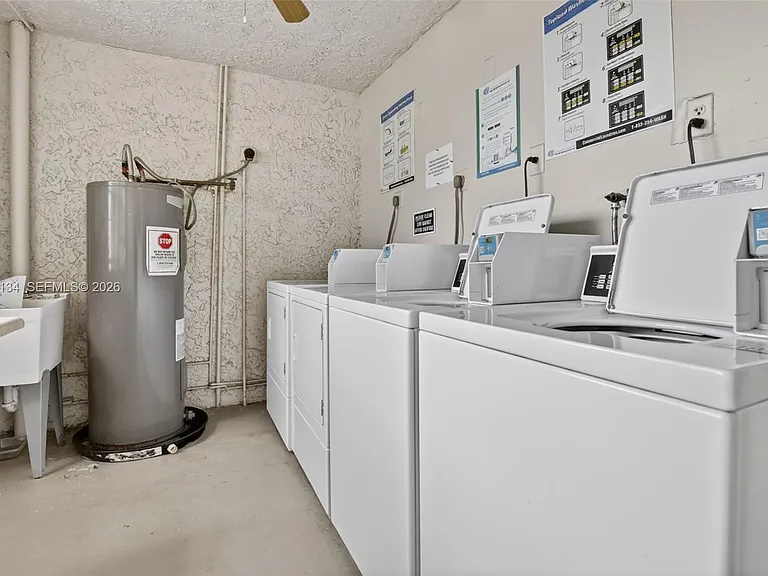 9330 Lagoon Pl #307 — Photo 29