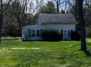 600 Benson Rd, Benton Harbor, MI 49022