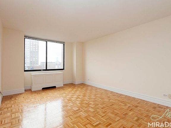 4th image of 145 W 67th St APT 14D
