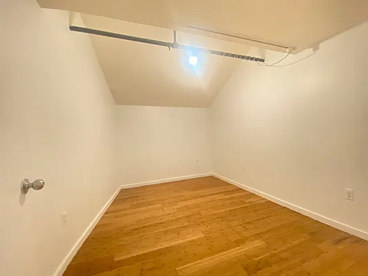 Rented by Dream Space Realty | media 16