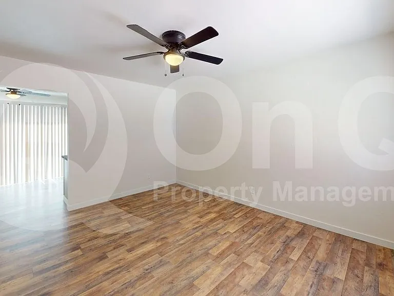 2950 N Alvernon Way #13104 — Photo 4