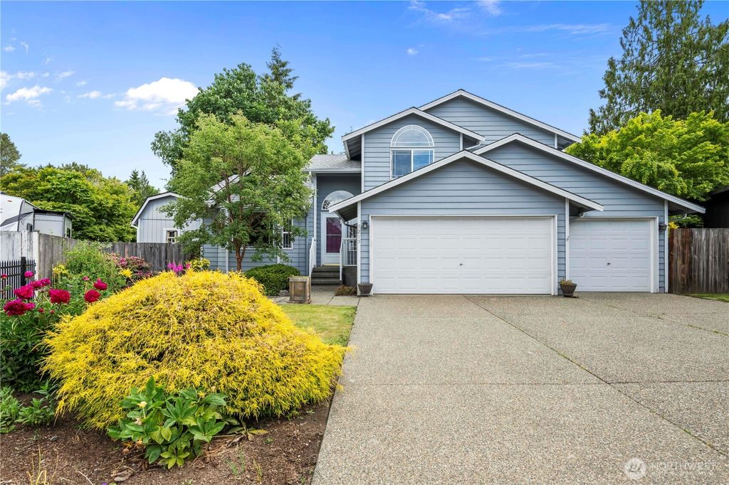 7215 79th Drive NE, Marysville, WA - View 3