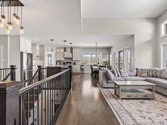 3rd image of 1609 Horseshoe Bay Est