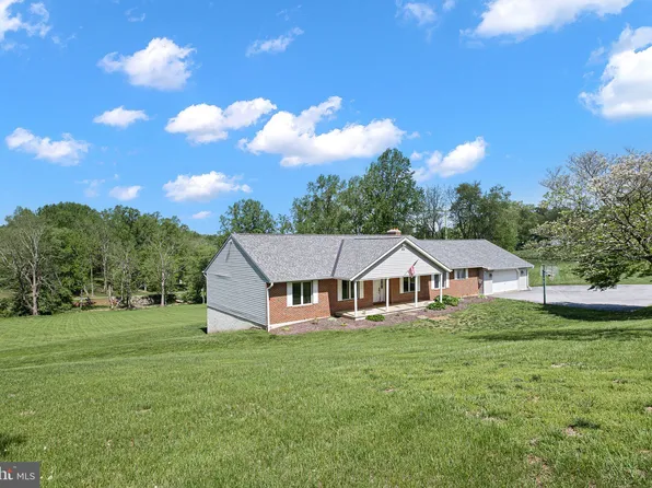 15 Cannon Hill Dr, West Chester, PA 19382