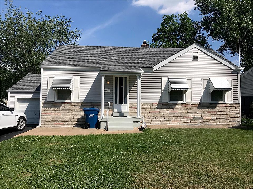 2nd image of 3570 Saint Genevieve Ln