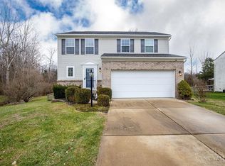 4570 Vista Meadows Dr, Batavia, OH 45103