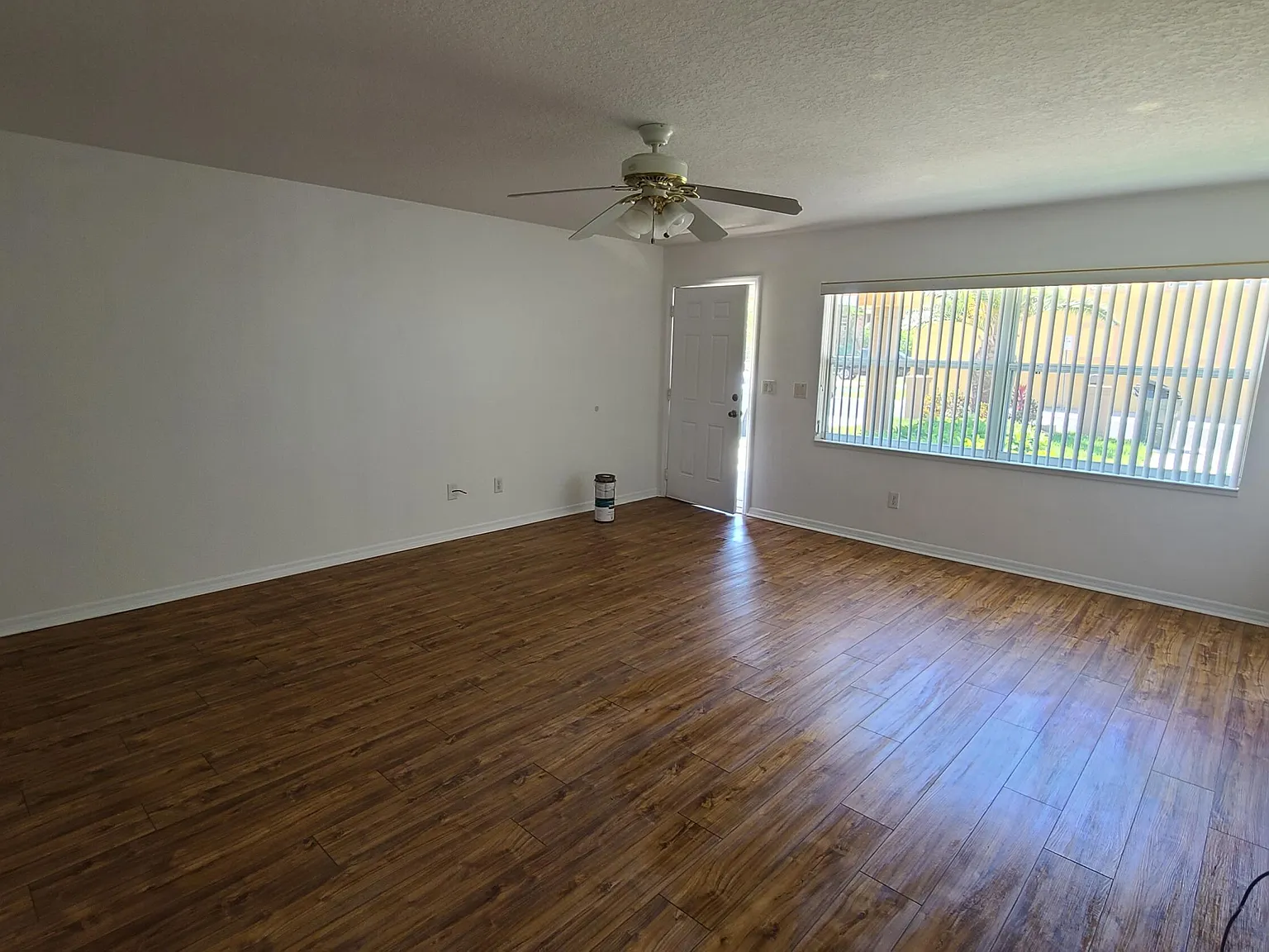 2 bed, 1.0 bath, 1000 sqft, $1,425 — Photo 3