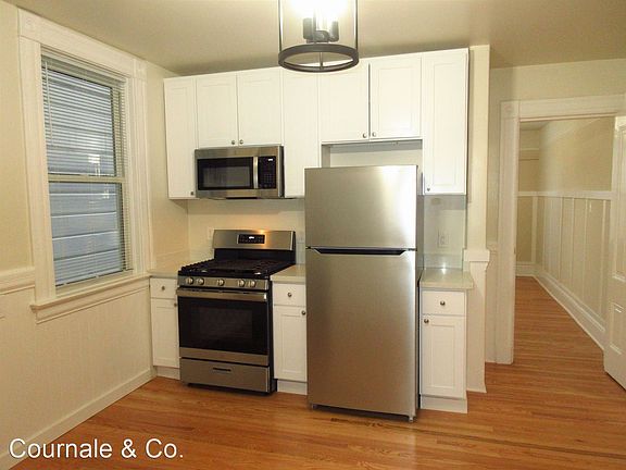 4th image of 524 Shrader St