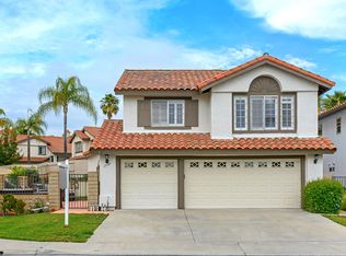 1558 Roma Dr, Vista, CA 92081