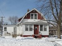 2nd image of 136 N 8th St