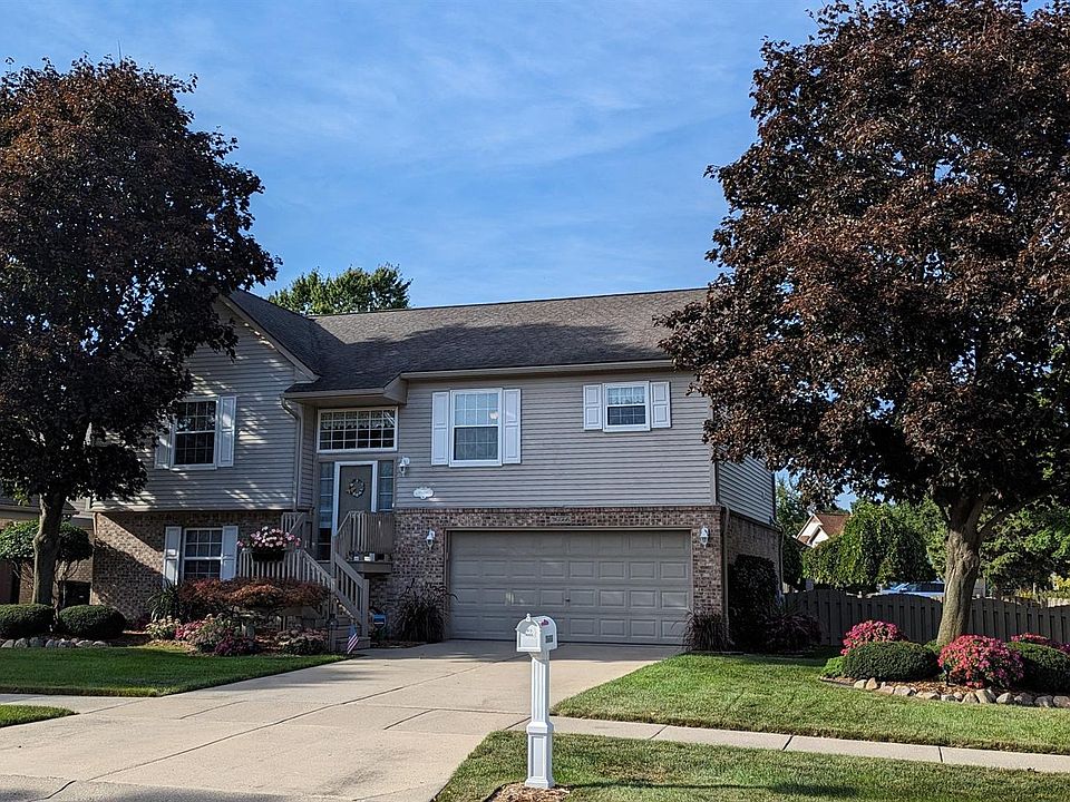 1st image of 36666 Spanish Oak Dr