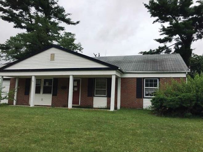 2nd image of 18 Excell Ln