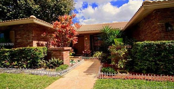 Home For Sale In Cypress Run