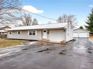 212 Robert Ln, Xenia, OH 45385