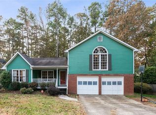 3910 Robin Ct, Acworth, GA 30101