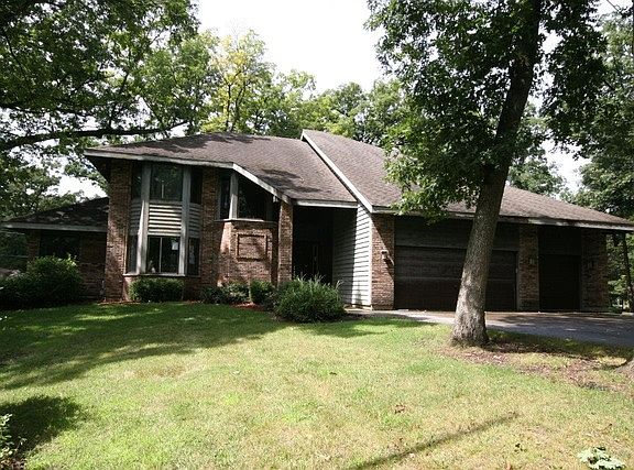 2nd image of 5203 Timber Ln
