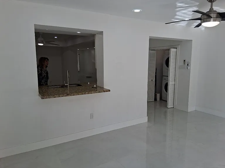 12253 SW 82nd Ave — Photo 11