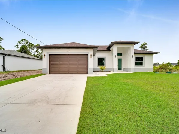 724 Giorgio Ave S, Lehigh Acres, FL 33974