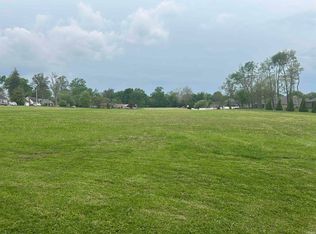 Phelps Dr, Newburgh, IN 47630