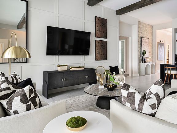 Grand Room Key Largo II at Crosswind Ranch