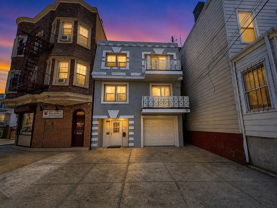 1st image of 3552 Kennedy Blvd