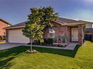 2705 Morning Song Dr, Little Elm, TX 75068