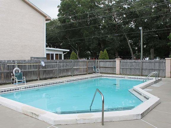 4th image of 1149 Bloodworth Ln