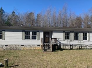 2723 Cottage Rd, Blackstone, VA 23824