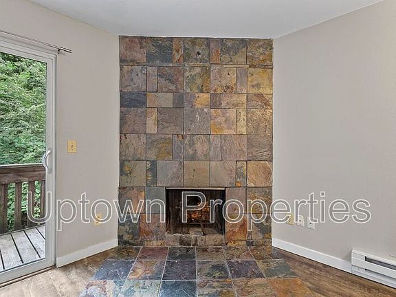 4th image of 3325 SW Garden View Ave