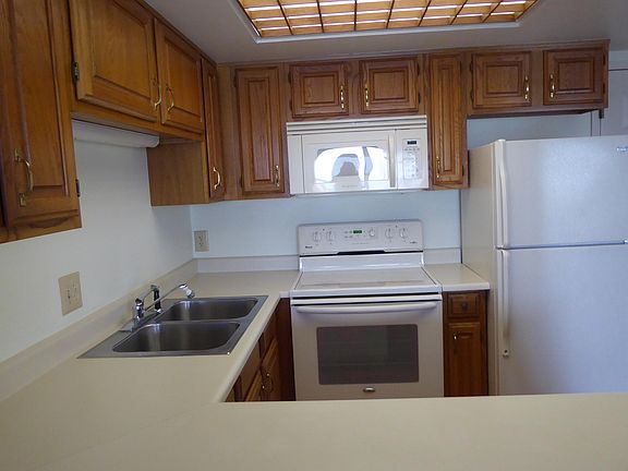 2nd image of 10330 W Thunderbird Blvd APT C312
