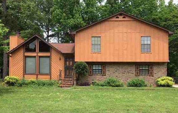 2nd image of 110 Moonglow Dr